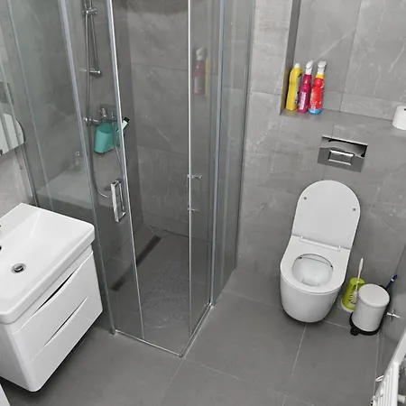 Aleks Apartman